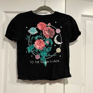 Black XS Graphic tee